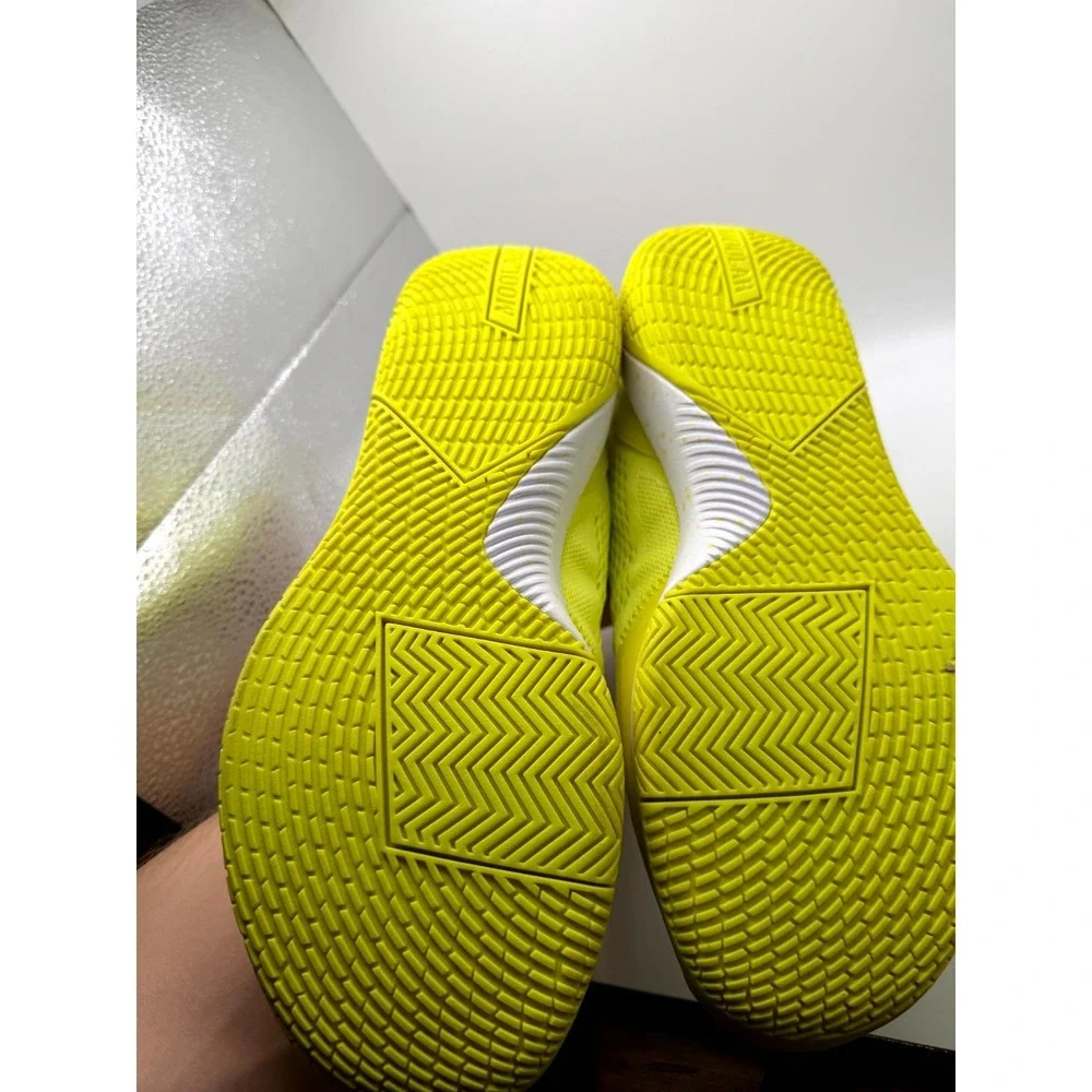 Moolah Kicks Neovolt Pro Mid 213006004‎ Womens 9 Sneaker Yellow Basketball Shoes